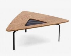 Mesa De Centro Ubbe Triângulo